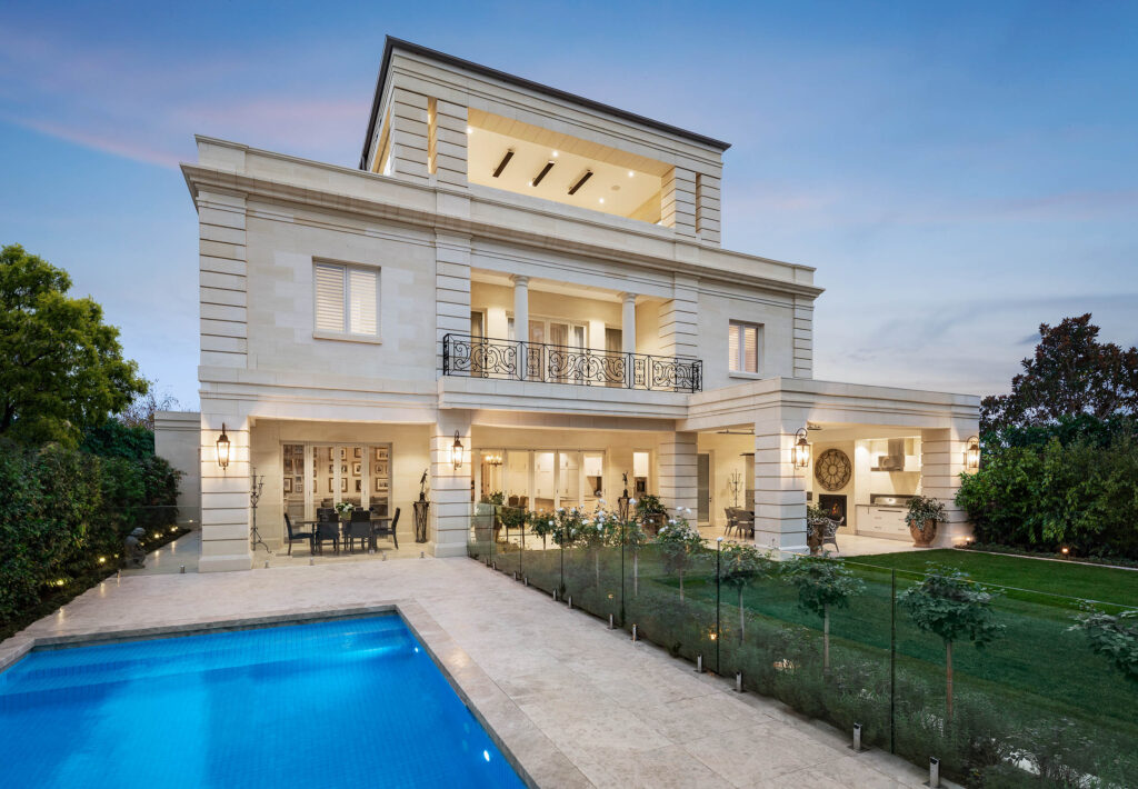 Royale Construction in Toorak Village