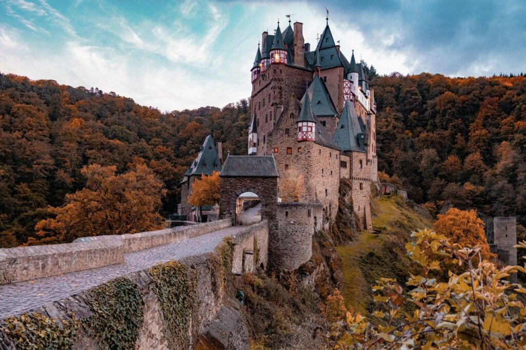 Visit a Castle with Toorak Travel